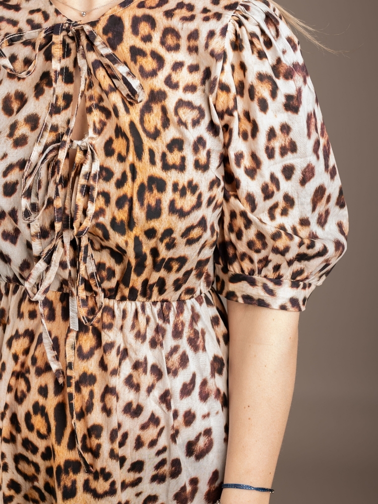 Leopard jurk met strikjes