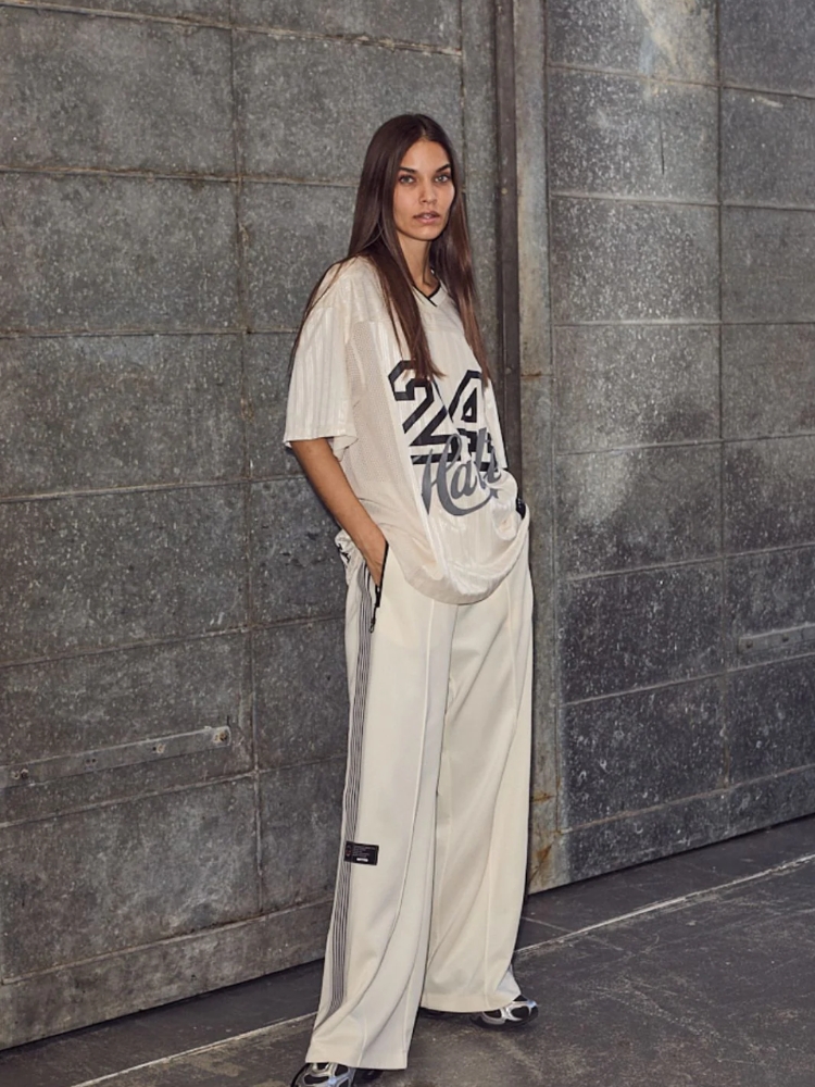 Baggy track tall pants off white