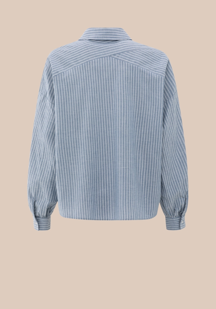 Yaya 01-201178-508 Gestreepte blouse met borstzak en lange mouwen vintage blue dessin