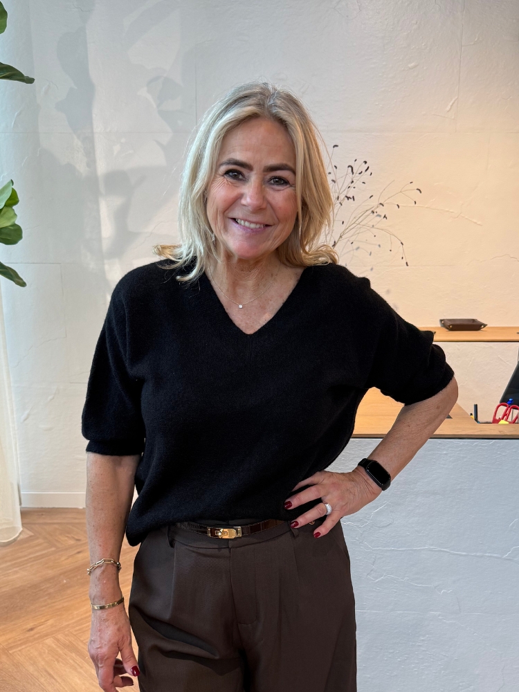 Alpaca trui vhals zwart