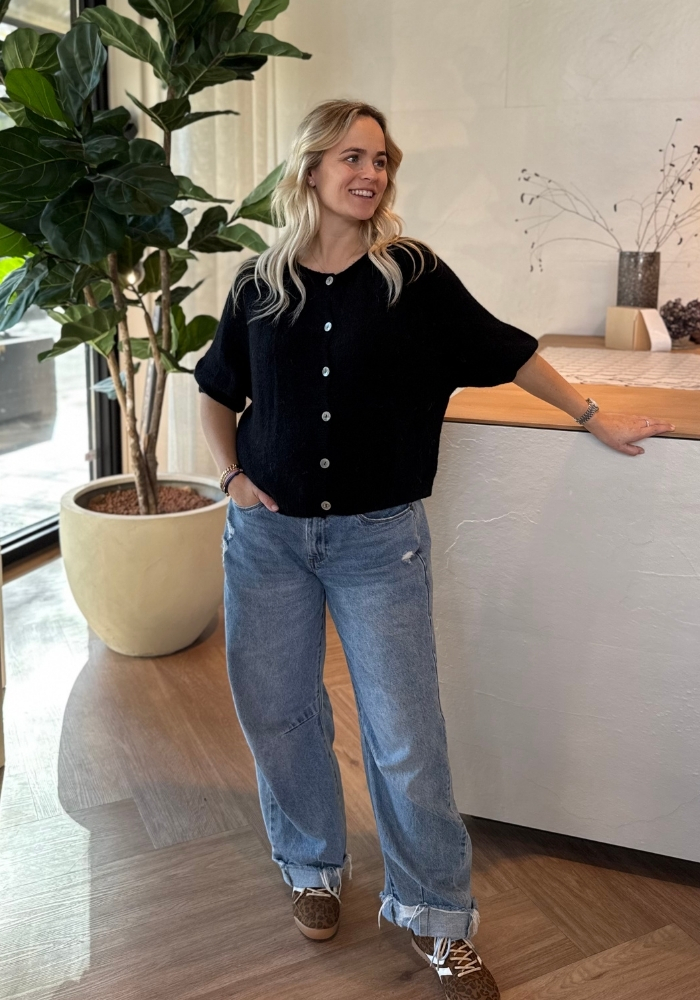 Soft vest met knoopjes zwart