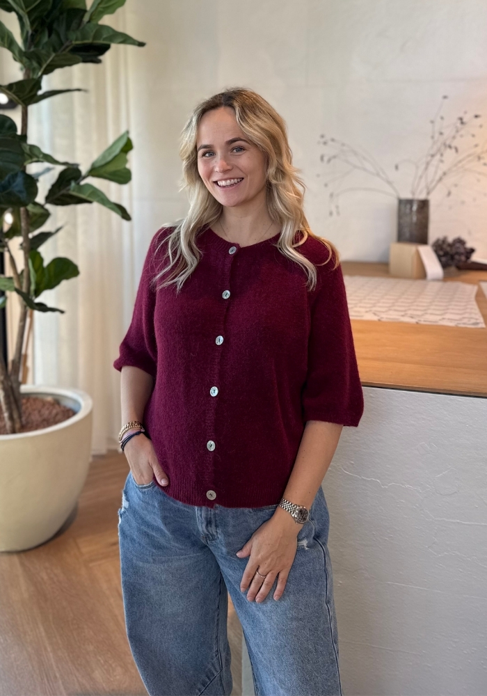 Soft vest met knoopjes bordeaux