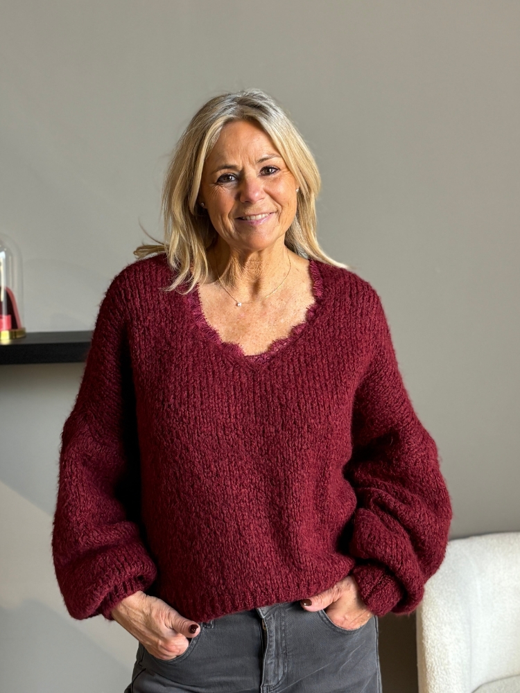 vhals knit met kant Esma bordeaux