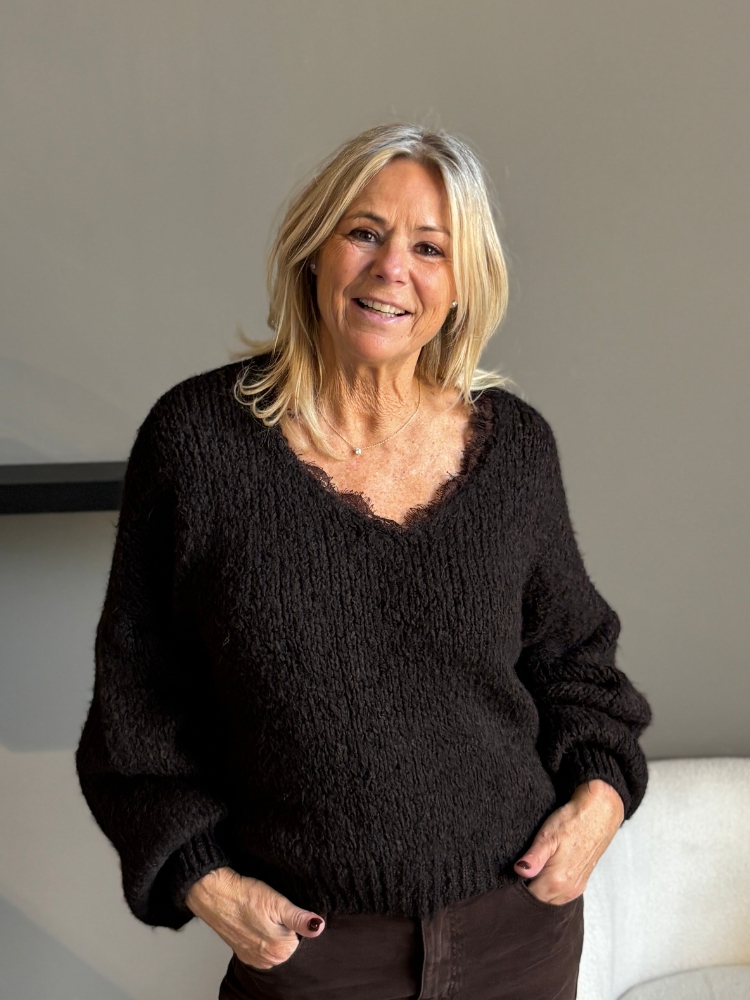 vhals knit met kant Esma bruin