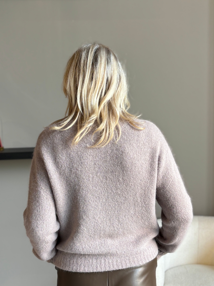 Soft sweater turtle hals taupe