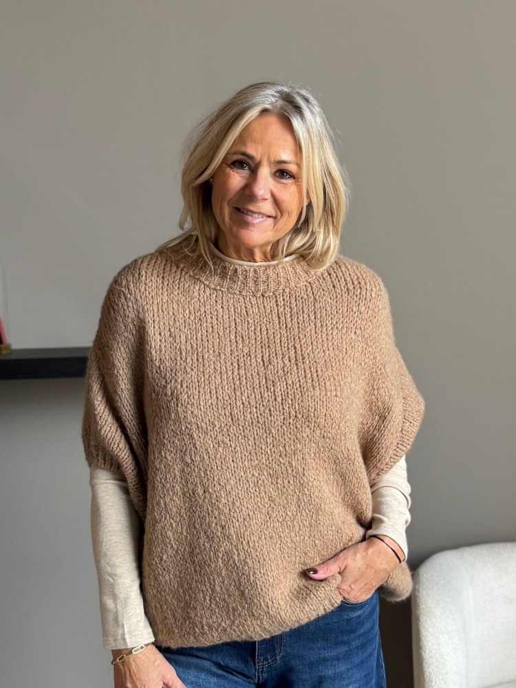 Trui Marlou oversized camel