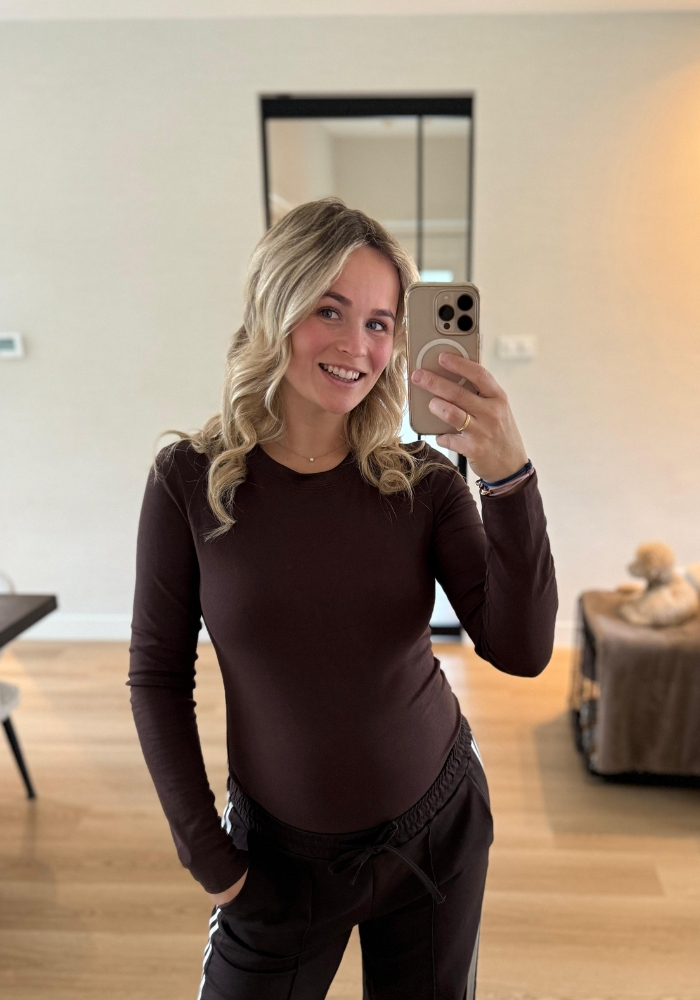 soft uni top lange mouw bruin