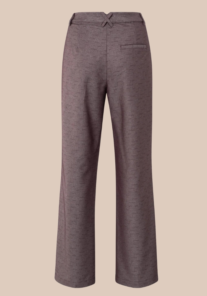 yaya 01-301229-511 Glanzende geweven broek met wijde pijpen en vouw