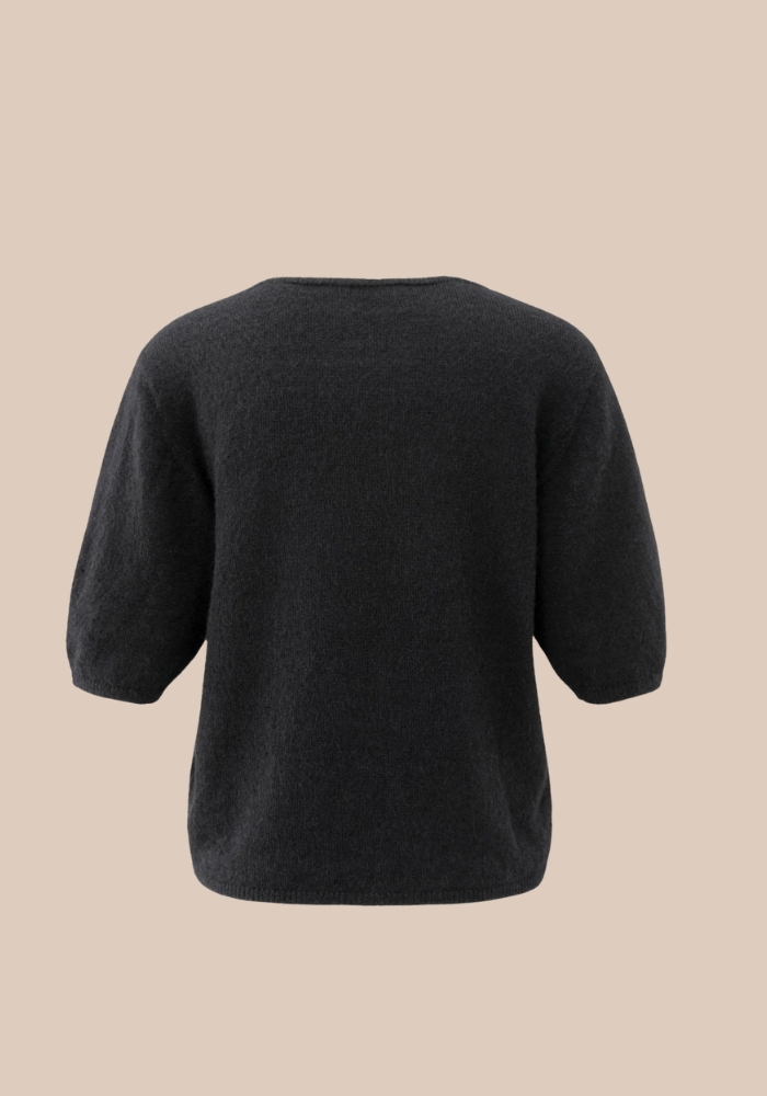 YAYA 01-000531-511 Zachte V-hals trui met subtiele strass steentjes