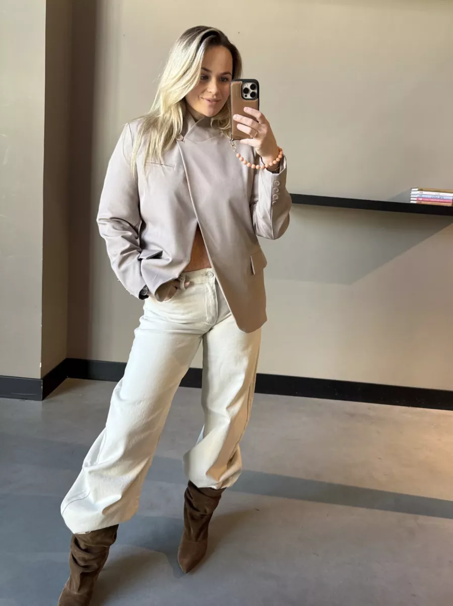 Ambika Ambika Blazer met knoop taupe