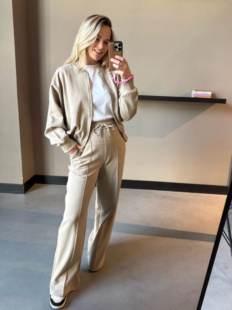 Ambika Carlijn jogger set khaki