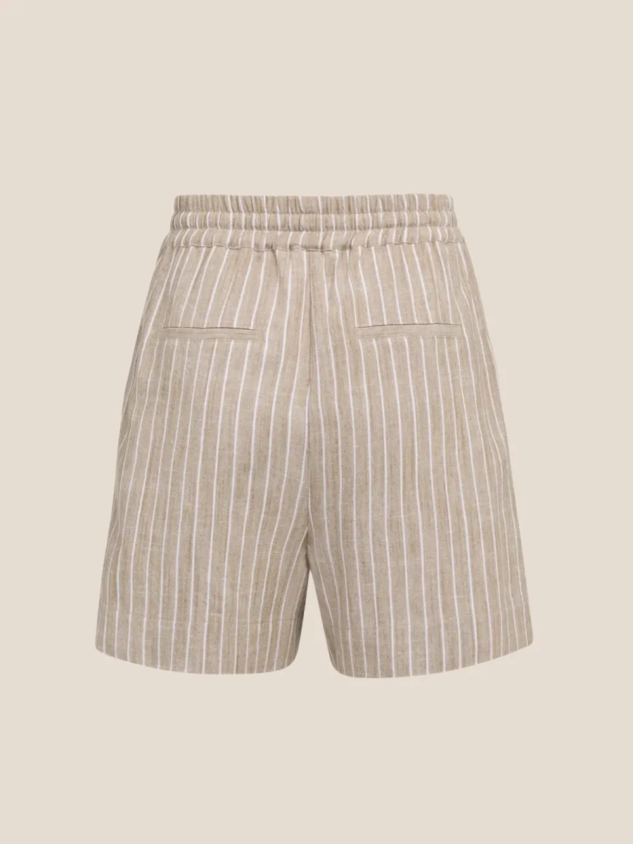 YaYa 01-321037-606 Gestreepte short met elastische taille beige